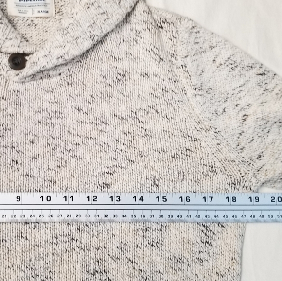 Vintage Urban Pipeline, Men's Tan Button-Neck Knit Sweater,  XL - Picture 8 of 8
